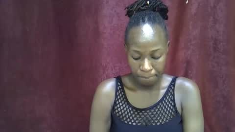 lola_beib online show from May 29, 4:38 pm