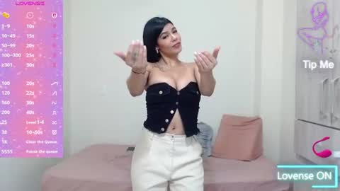 Snapshot of lola_calypso chatting on July 17, 12:06 am Lola Calypso online show from July 17, 12:06 am