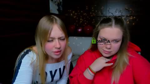 Snapshot of lola_grey1 chatting on February 21, 3:21 pm Lola online show from February 21, 3:21 pm