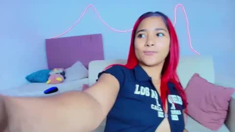 lola_lustrum online show from May 15, 3:41 pm