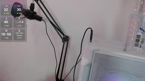 Lola  online show from May 30, 3:20 pm