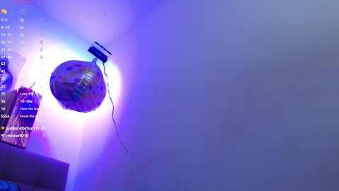 Snapshot of lola_wish chatting on November 20, 4:34 am lola_wish online show from November 20, 4:34 am
