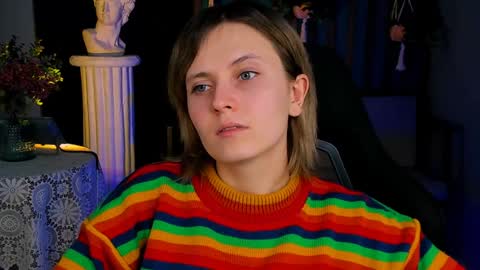 Snapshot of lolaasmus chatting on January 21, 12:18 pm I consider myself the god Loki but life just calls me LOL online show from January 21, 12:18 pm