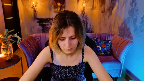 Snapshot of lolaasmus chatting on January 29, 11:30 am I consider myself the god Loki but life just calls me LOL online show from January 29, 11:30 am