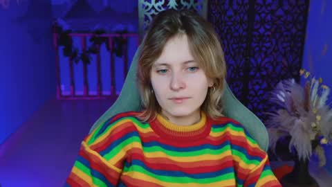 Snapshot of lolaasmus chatting on February 7, 6:24 pm I consider myself the god Loki but life just calls me LOL online show from February 7, 6:24 pm