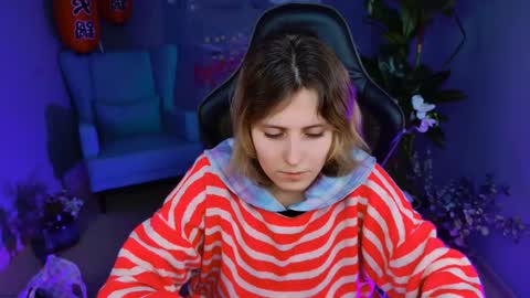 Snapshot of lolaasmus chatting on February 14, 11:10 am I consider myself the god Loki but life just calls me LOL online show from February 14, 11:10 am