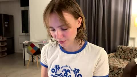 Snapshot of lolaatatee chatting on May 13, 5:10 pm lolaatatee online show from May 13, 5:10 pm