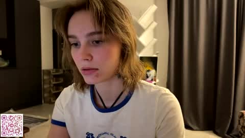 Snapshot of lolaatatee chatting on May 24, 9:20 pm lolaatatee online show from May 24, 9:20 pm
