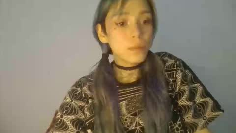 lole online show from January 8, 2:25 am