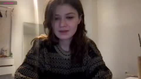 Snapshot of lolly__pop__ chatting on June 16, 9:34 am Lolly online show from June 16, 9:34 am