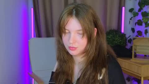 Snapshot of lolly_pump chatting on October 22, 6:51 pm Mona online show from October 22, 6:51 pm