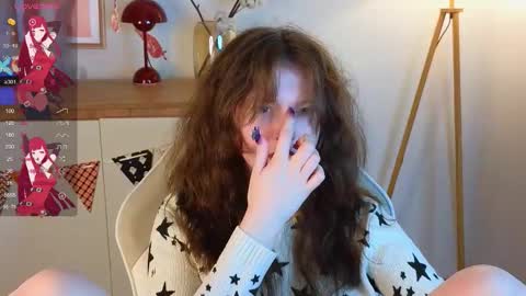 Snapshot of lolly_pump chatting on November 3, 2:29 pm Mona online show from November 3, 2:29 pm