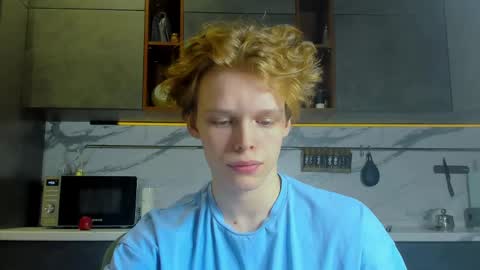 Snapshot of lolnoillimsary chatting on April 28, 5:51 pm Nelis online show from April 28, 5:51 pm