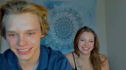Snapshot of lolnoillimsary chatting on July 18, 6:45 pm Nelis online show from July 18, 6:45 pm