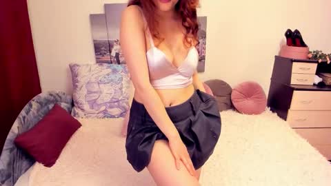 Snapshot of lolomercier chatting on March 10, 8:58 pm LoloMercier online show from March 10, 8:58 pm