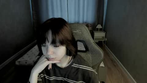 Loly online show from May 23, 1:11 am