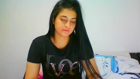Snapshot of lomaslindosoyyo chatting on December 19, 12:34 am estehfania online show from December 19, 12:34 am
