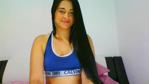 Snapshot of lomaslindosoyyo chatting on January 24, 11:45 pm estehfania online show from January 24, 11:45 pm