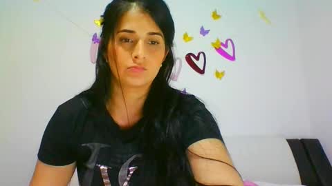 Snapshot of lomaslindosoyyo chatting on February 22, 3:12 am estehfania online show from February 22, 3:12 am