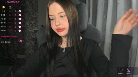 lona online show from December 23, 6:05 pm