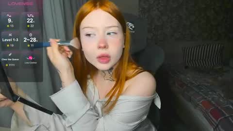 Snapshot of lonalye chatting on April 29, 6:25 pm lona online show from April 29, 6:25 pm