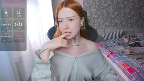 Snapshot of lonalye chatting on May 9, 11:15 am lona online show from May 9, 11:15 am
