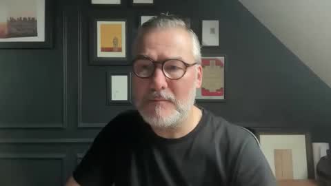 EnglishBear online show from December 15, 9:13 am