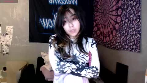 Snapshot of londonray chatting on October 9, 6:44 am londonray online show from October 9, 6:44 am