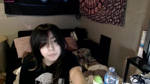 londonray online show from October 31, 7:20 am