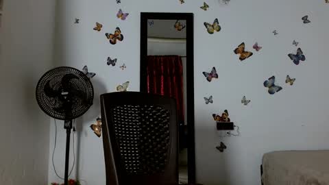 lonelydick2002 online show from April 12, 10:37 pm