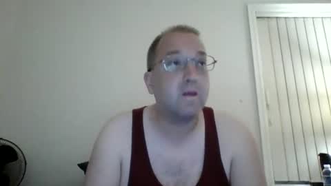 Snapshot of lonelyman91775 chatting on June 13, 9:51 am Lonely Man online show from June 13, 9:51 am