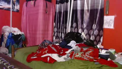 Snapshot of longdickservice01 chatting on January 29, 12:22 am professionalbreastsucker online show from January 29, 12:22 am