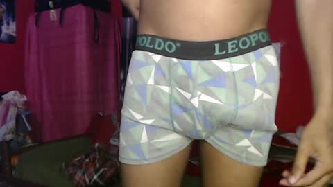 Snapshot of longdickservice01 chatting on February 6, 12:43 am professionalbreastsucker online show from February 6, 12:43 am