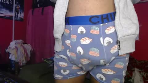 Snapshot of longdickservice01 chatting on March 2, 10:03 am professionalbreastsucker online show from March 2, 10:03 am