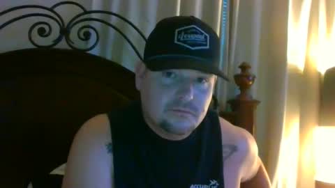 Snapshot of longlastingviking chatting on November 17, 10:04 pm longlastingviking online show from November 17, 10:04 pm