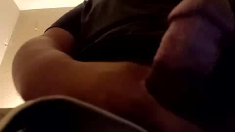 Snapshot of longone2600 chatting on January 12, 8:04 am longone2600 online show from January 12, 8:04 am