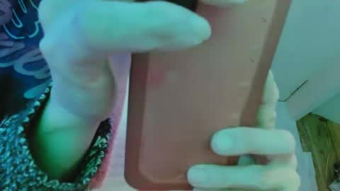 Londoncashmere69  online show from December 6, 11:57 pm