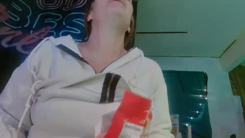 Londoncashmere69  online show from December 17, 2:12 am