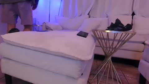 Snapshot of look_bigcock chatting on October 6, 2:09 am Seamus Love online show from October 6, 2:09 am