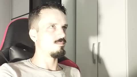 Lucas online show from December 2, 10:50 am