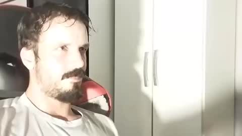 Lucas online show from February 17, 6:37 pm