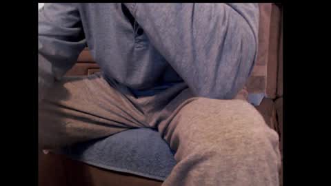 Snapshot of looking469 chatting on March 12, 1:08 pm looking469 online show from March 12, 1:08 pm