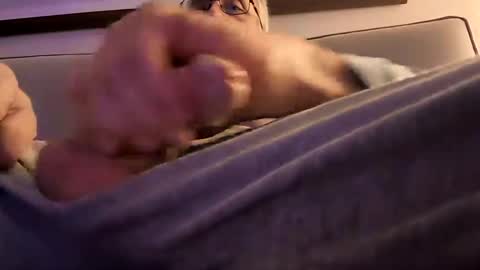 Snapshot of looking469 chatting on October 7, 4:09 am looking469 online show from October 7, 4:09 am