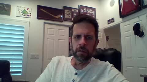 lookyherre online show from April 1, 3:42 pm