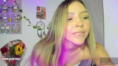 Snapshot of loolita_beauty_ chatting on February 28, 2:34 am Loolita beauty online show from February 28, 2:34 am