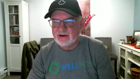 Snapshot of loop102 chatting on May 16, 2:19 am loop102 online show from May 16, 2:19 am