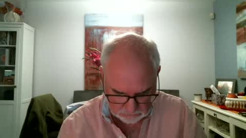 Snapshot of loop102 chatting on July 9, 3:54 am loop102 online show from July 9, 3:54 am