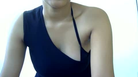 Snapshot of loraa_baby chatting on June 27, 12:22 pm Loraa online show from June 27, 12:22 pm
