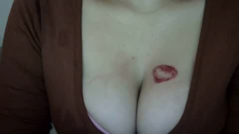 Snapshot of loraa_baby chatting on July 9, 1:53 am Loraa online show from July 9, 1:53 am