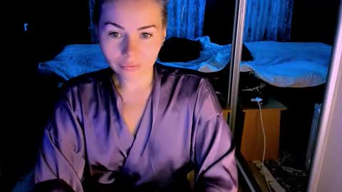 Lora online show from October 3, 2:41 am